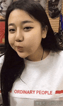 雷死人不偿命的动态搞笑gif图1107