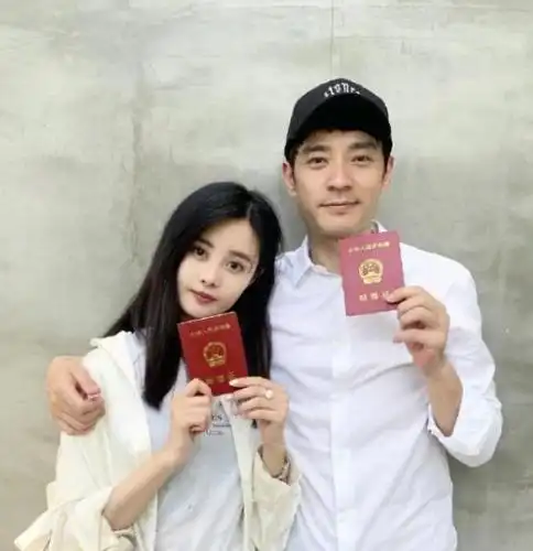 同是tf老boys成员,郭京飞,雷佳音迎来事业巅峰,李光洁不温不火