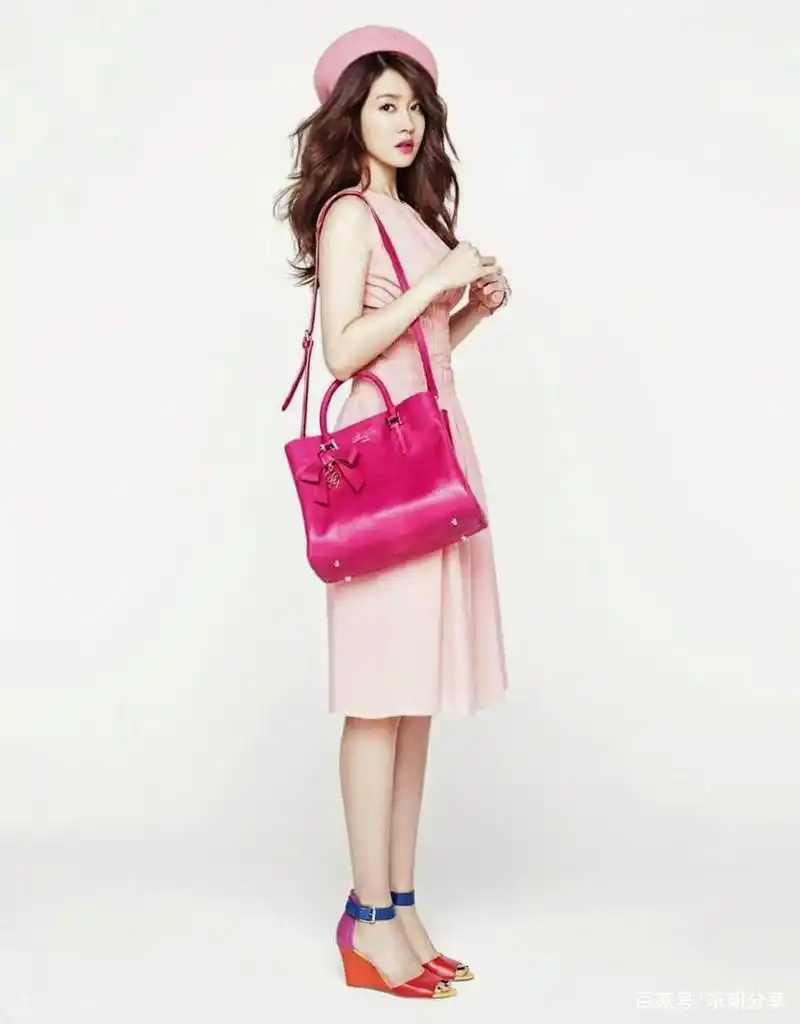 成宥利美拍图集