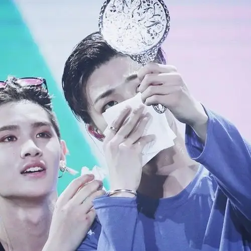 爱豆情头 by顺毛小坤