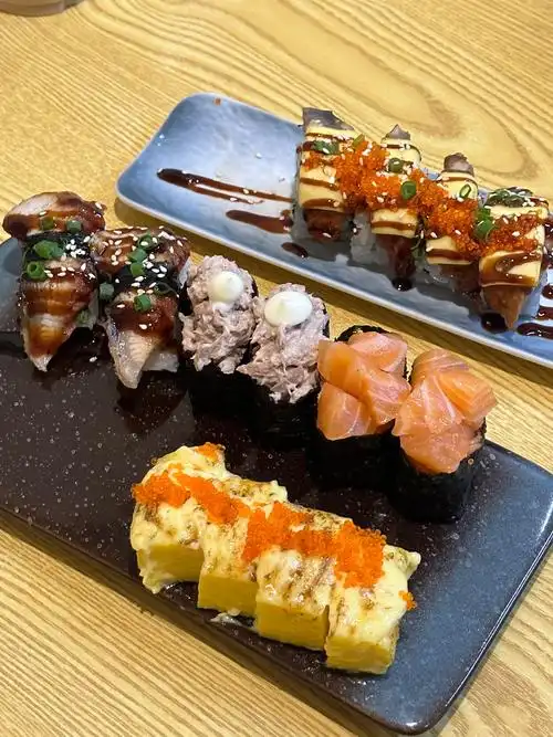 寿司拼盘大满足