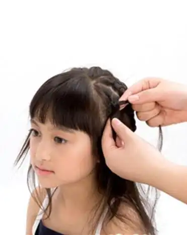 小女孩头发短怎么扎好看 小女孩头发扎法图解