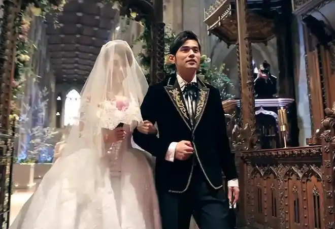 "天王娇妻"昆凌,嫩模出身嫁给周杰伦,4年直接让周董亏8亿