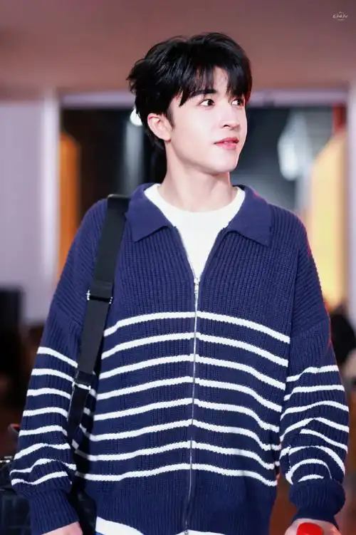 青年演员尹浩宇##尹浩宇心动的信号