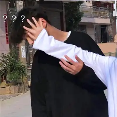 男朋友卑微的情侣头像