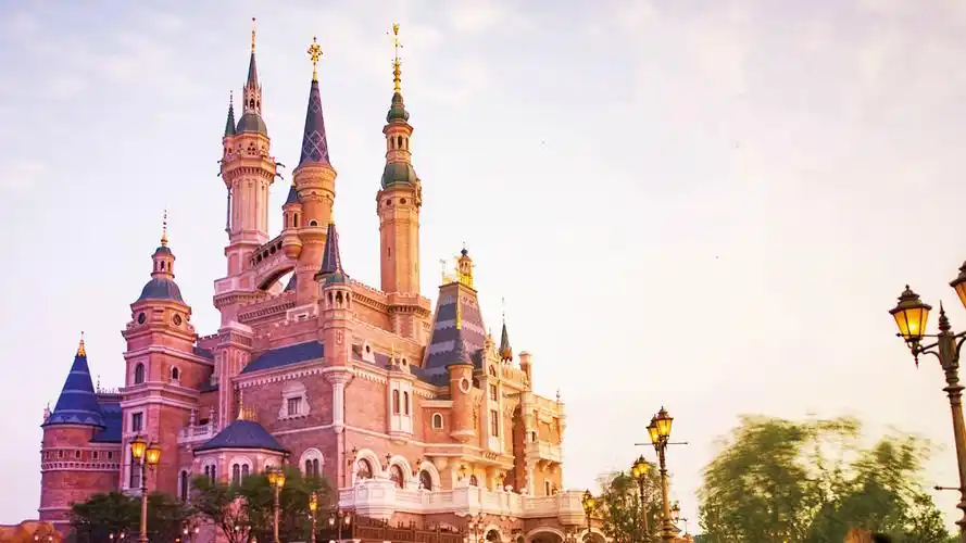 上海迪士尼奇幻童话城堡图片高清桌面壁纸