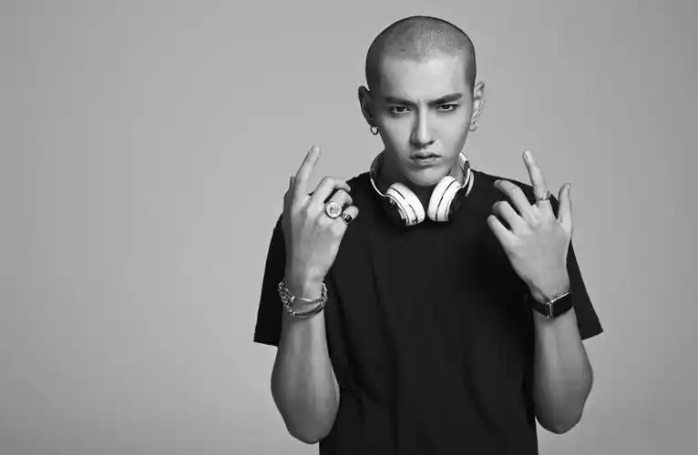 男人剃光头会影响运气 剃光头有各种各样的说法