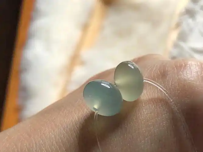 09高冰冰蓝底鼓珠