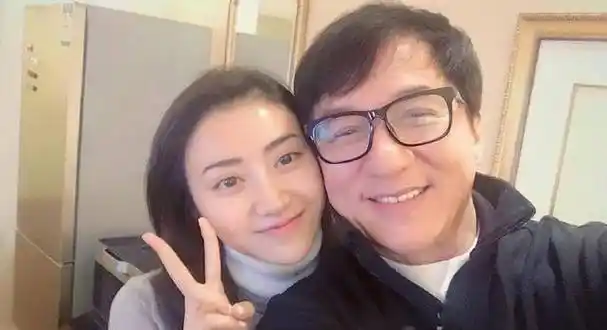 "人间富贵花"景甜的翻红史,这背景到底有多强?