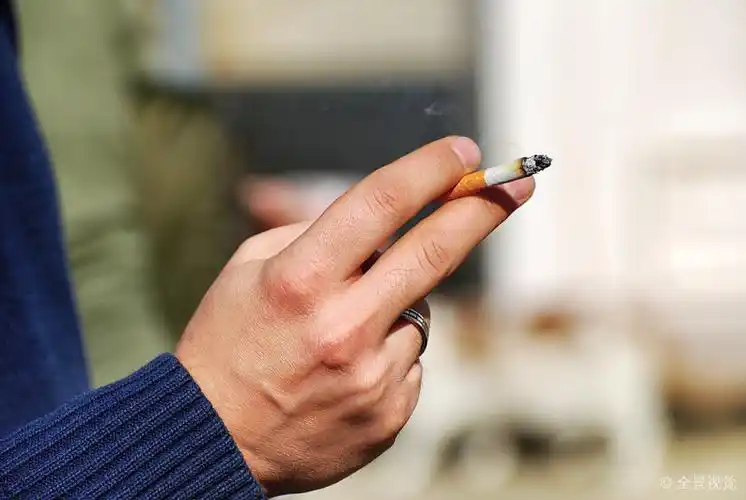 吸烟_手_香烟_图片大全—全景创意图库(quanjing.