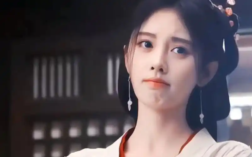 【鞠婧祎】嘟嘴 歪头可爱的杨采薇