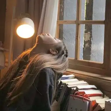 很丧的头像女 抑郁