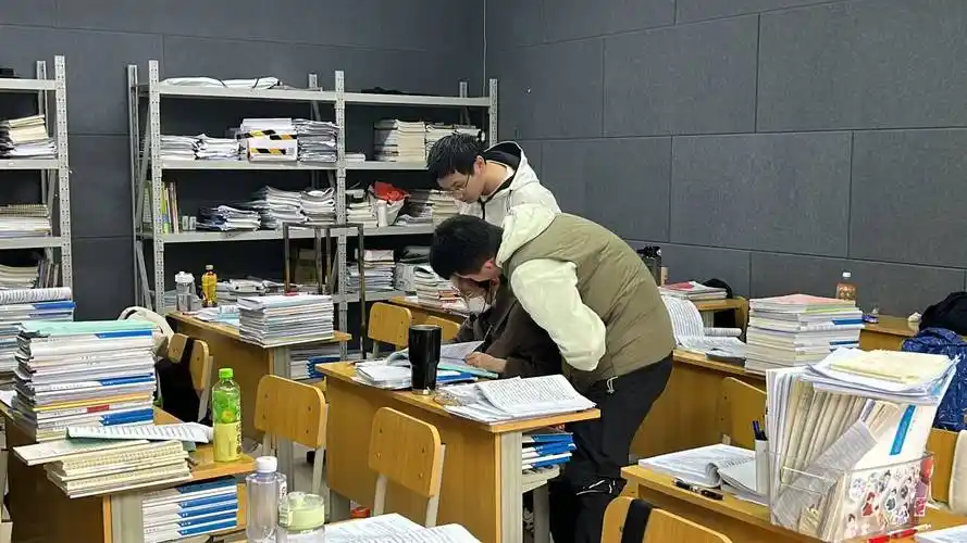 直击赢星校园生活——下课篇_同学_活动_时间