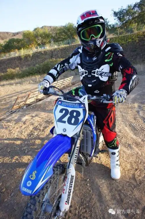 骑士精神-马军"帅"气侧漏_摩托车之家_人物_摩信网