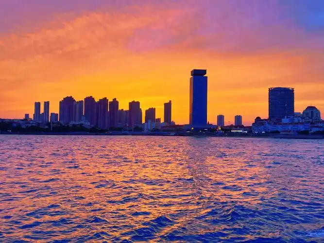 总要来青岛吹吹海风吧 青岛栈桥拍照绝美