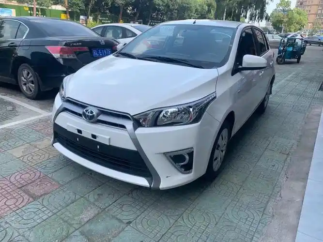 江苏二手车 镇江二手车报价 二手轿车 二手丰田 二手yaris l 致炫