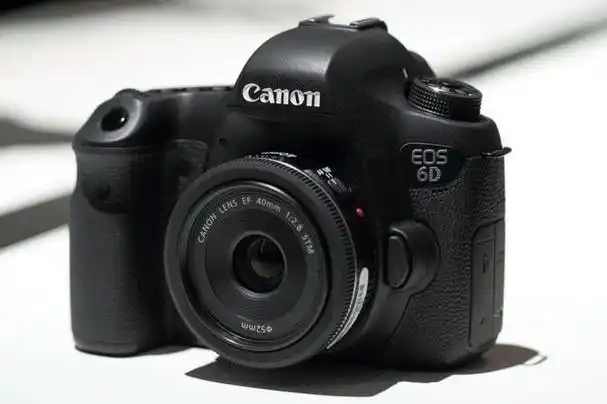 佳能6d测评图像质量对焦性能低光环境操作体验电池续航