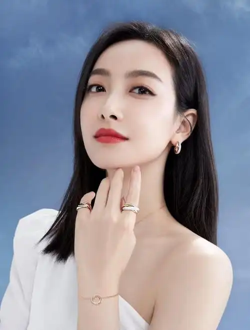 导语:如何拥有白皙皮肤?这几个护肤好习惯分享给你,不怕没有好皮肤