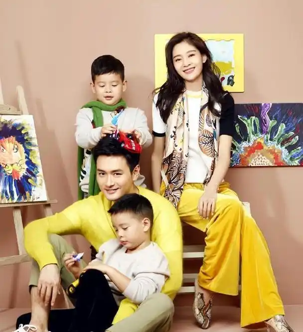 看到王媛可之前的戏后;认为她是娱乐圈内不可多得的深耕演技的女演员