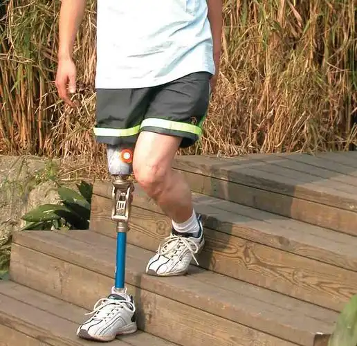 装电池的大小脚假肢公司排名