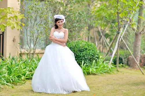 婚纱新娘