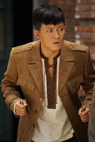 电视剧《天下第一军》正在上海,无锡等地热拍,实力派小生杨志刚再次挑