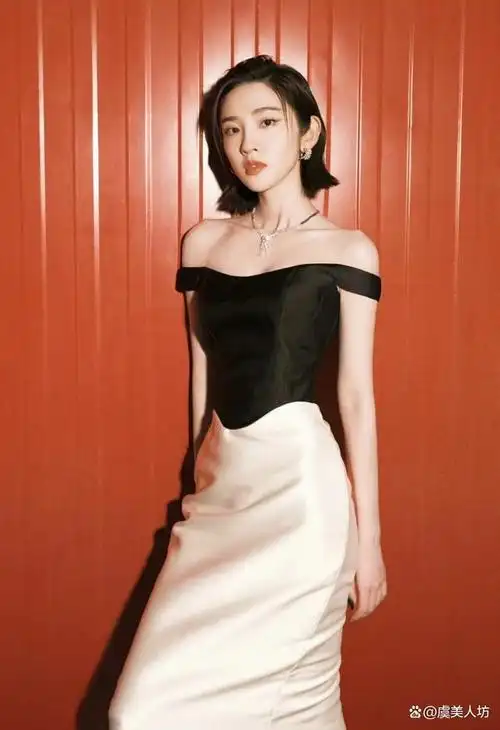 唐艺昕,1987年12月9日出生于四川省遂宁市,中国内地女演员.