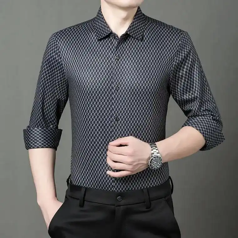 这款男士休闲衬衫真的是太好穿了,舒适又百搭,羊毛面料保暖又高 - 抖