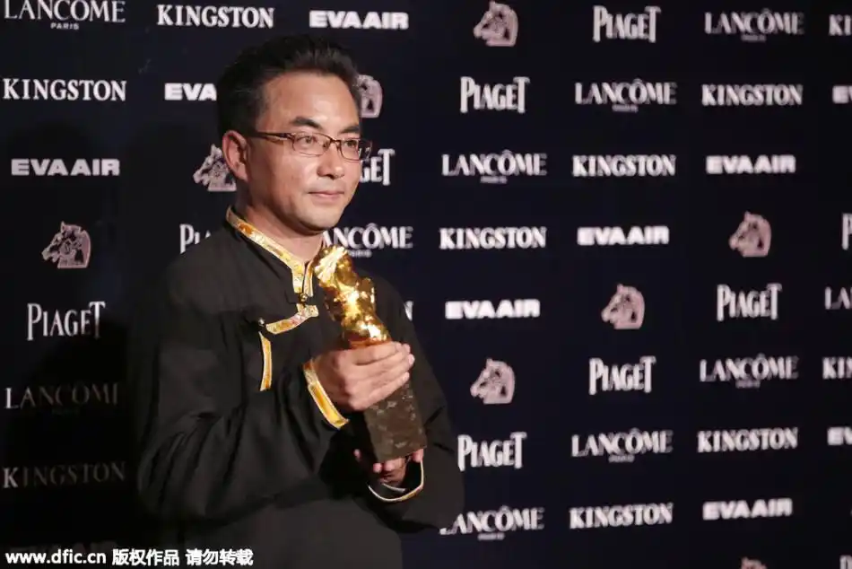 第52届金马奖颁奖典礼于11月21日在台湾举行,万玛才旦凭《塔洛》获