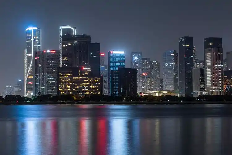 杭州是一座怎样的城市呢?摄影记录