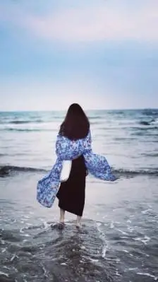 [最爱壁纸line] 海边 背影 蓝天 意境 精选 scavengers.