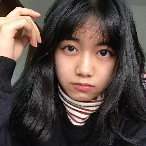 有哪些可爱女生的素颜照