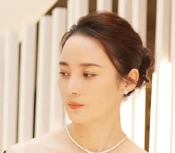 蒋勤勤未修生图