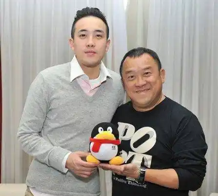 原创曾志伟隐藏了多年的儿子原来是我们熟悉的他难怪这么红