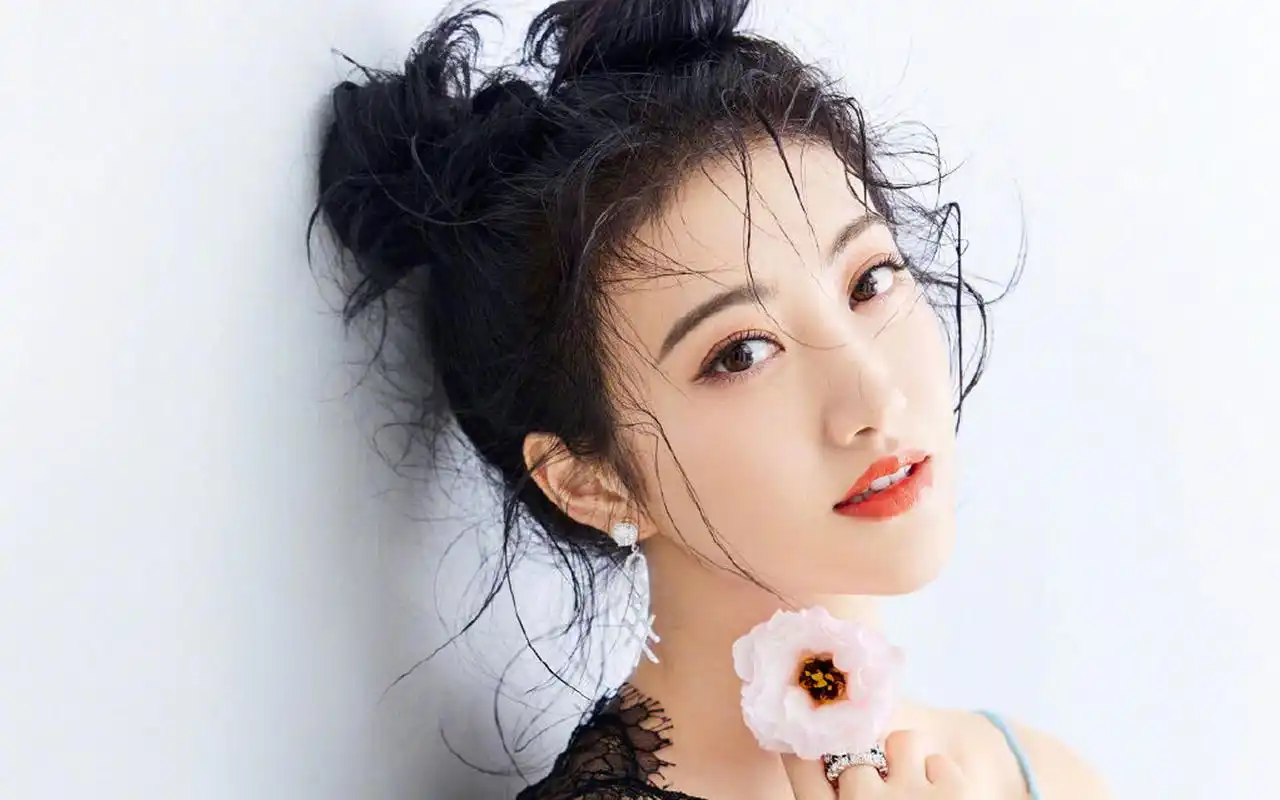 景甜时尚养眼写真桌面壁纸 _ 图片网