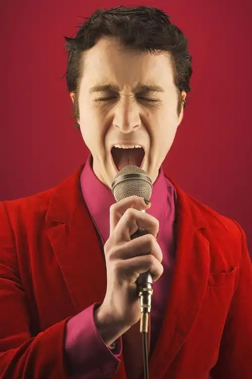 很多人都喜欢唱歌,但是也有很多人唱不好,甚至不会唱歌.