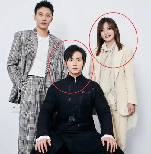 张哲瀚过30岁生日,赵薇卡点晒照,留言区仅一位明星送祝福