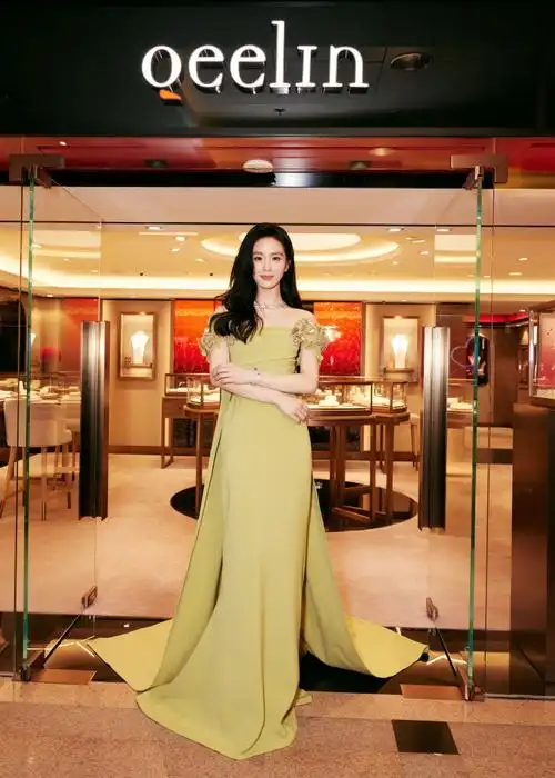 qeelin全球品牌代言人刘诗诗