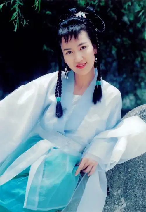 那些年的陈美琪,罕见剧照老照片,《白蛇传》中最经典的小青