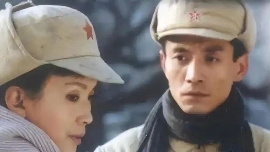 回顾演员田小洁做过汽修工逆袭成演员凭什么能娶到女神江珊