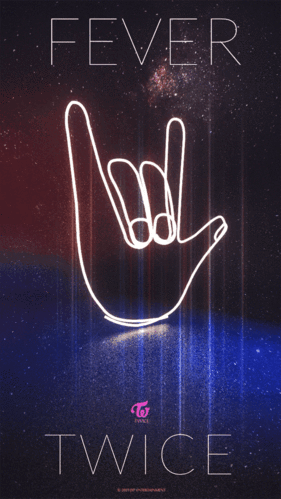 twice再出预告动态图!"fever" "i love u"手势!