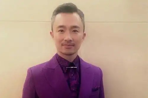 神似黄轩,他是卫视第一快嘴,今47岁却因一句话被全网黑!_程雷