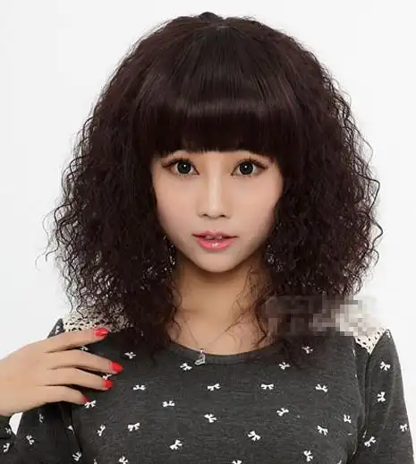 女生最新齐肩玉米烫发型图片