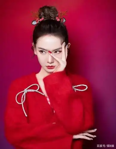今日图集分享:戚薇