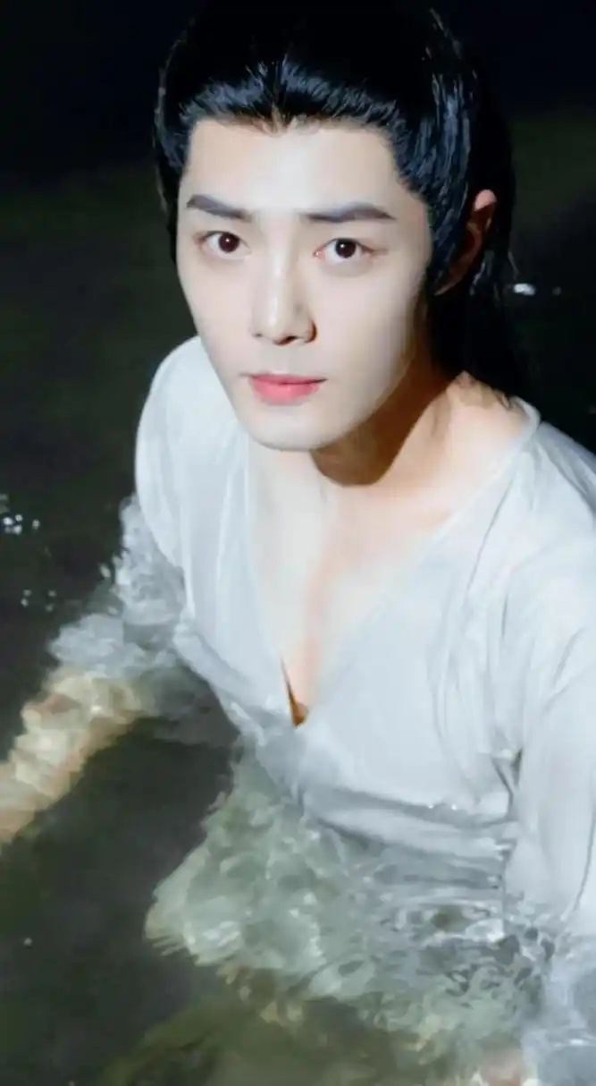 肖战玉骨遥造型封神了神仙颜值眼神好纯玉骨遥02