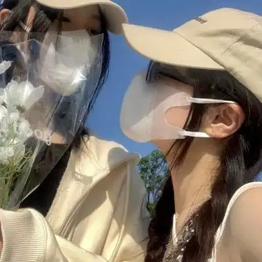 闺蜜头像一萌一酷霸气林朝城我的世界在慢慢变成黑色