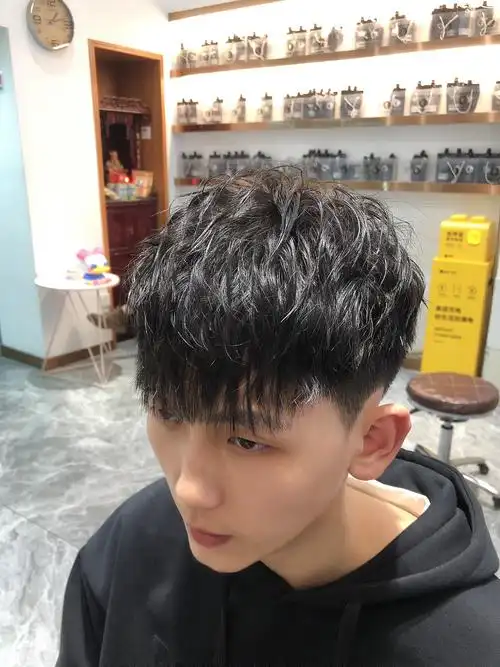 发根蓬松自然纹理#发型推荐 #男士发型 #烫发