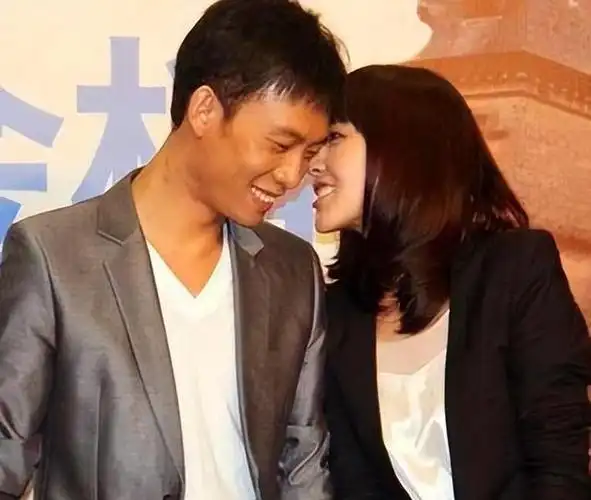 带着儿子二婚嫁影帝张译如今多年过去才知道她嫁的是有多值得