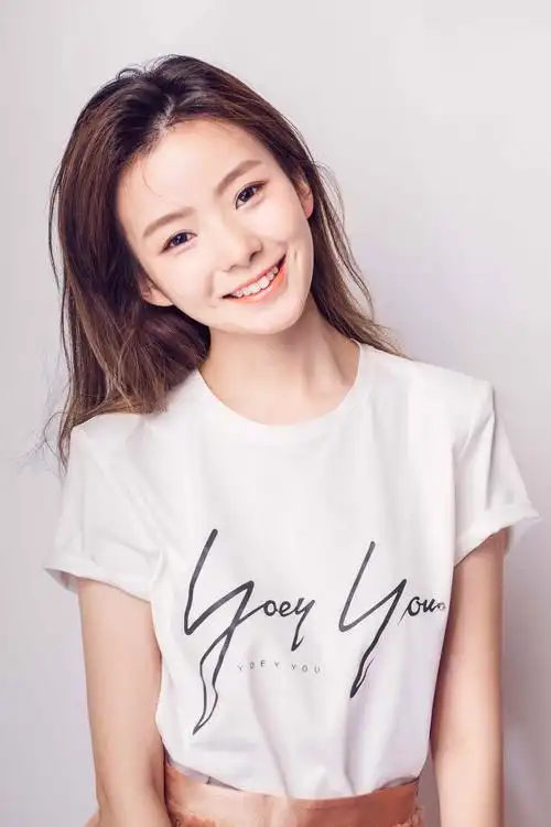 陈卓璇献唱"身不由己"《命运速递》推广曲mv 曝光