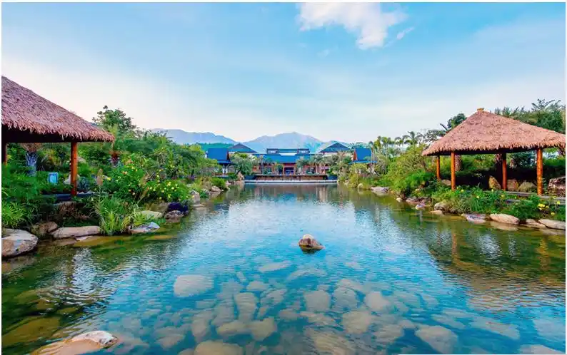特惠温泉酒店预订 广东汕尾水底山温泉大酒店 新5星房型套票